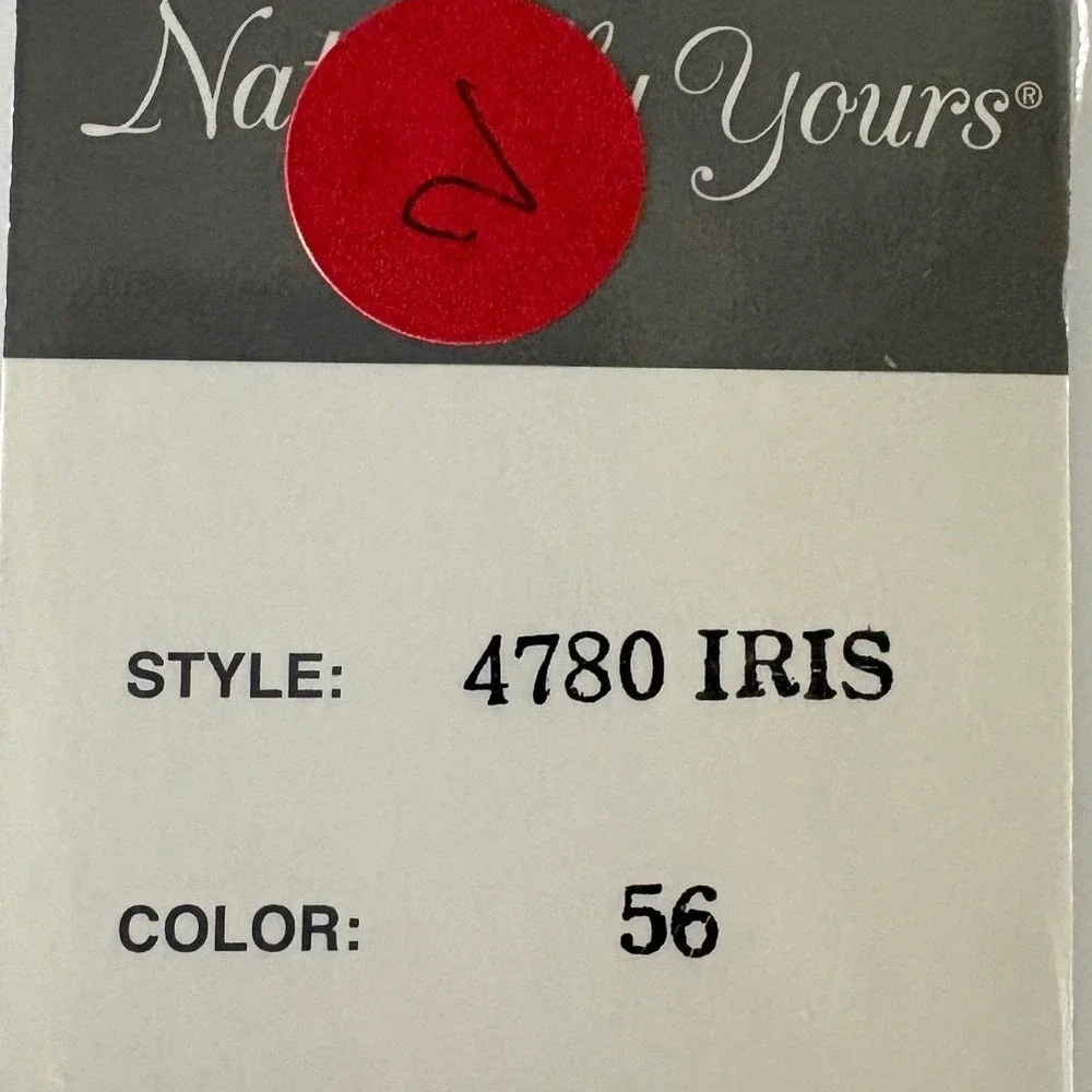 Henry Margu Iris Synthetic Wig Short Straight Grey‎ with Brown Highlights 56 NWT